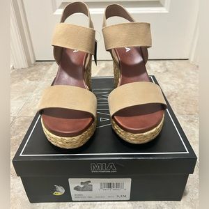 MIA Ema Espadrille Wedge Sandals Natural 9.5M NWT
